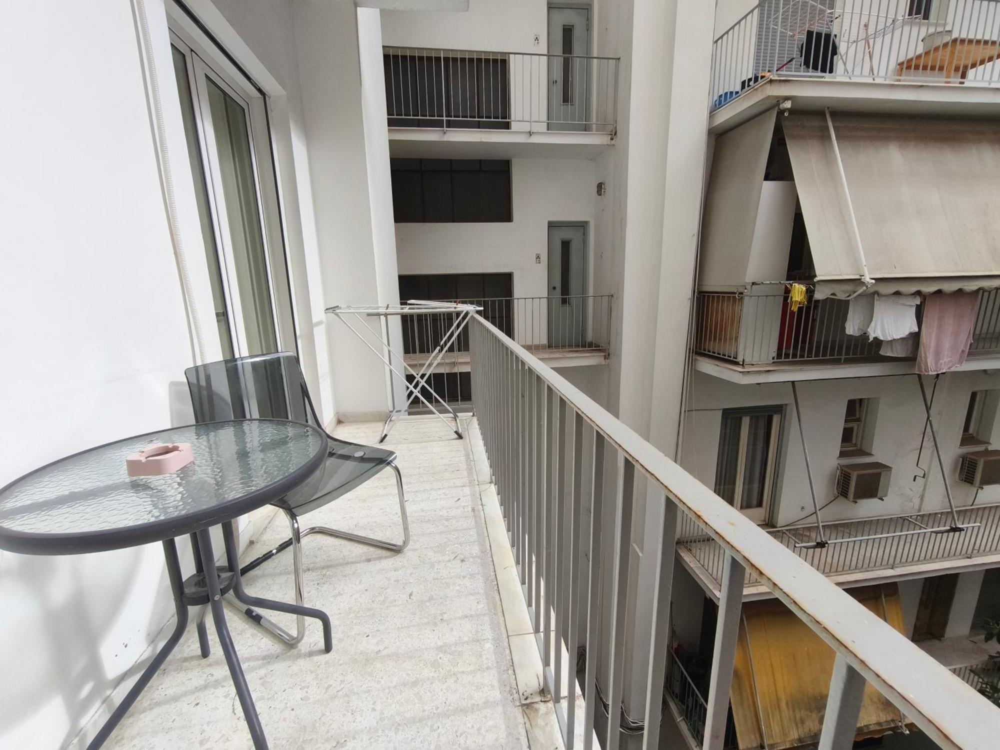 Patision Avenue, Apartment With Two Bedrooms Афіни Номер фото